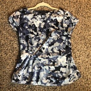 Short sleeved blouse
